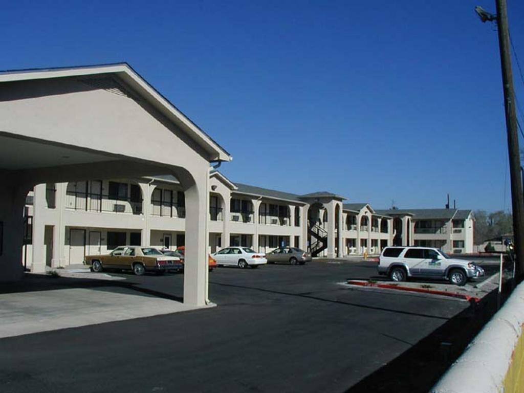 American Inn & Suites Albuquerque Esterno foto