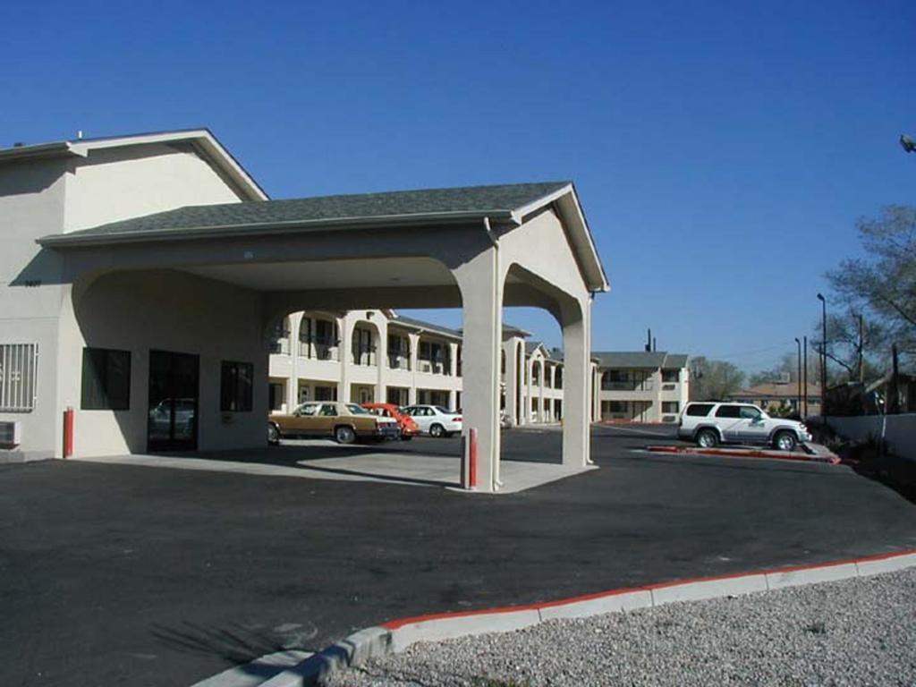 American Inn & Suites Albuquerque Esterno foto